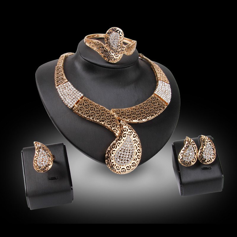 Rings Bangles Necklaces Earrings Jewelry Sets Luxury Fashion Rhinestone 18K Gold Plated Water Drop Alloy Party Jewelry 4-Piece Set JS172
Rings Bangles Necklaces Earrings Jewelry Sets Luxury Fashion Rhinestone 18K Gold Plated Water Drop Alloy Party Jewelry 4-Piece Set JS172