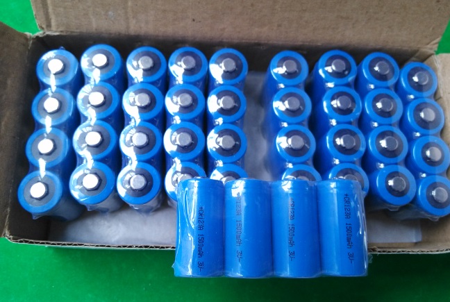 HOT 400pcs/lot 3v CR123A Non-Rechargeable Lithium Photo Battery 123 CR123 DL123 CR17345