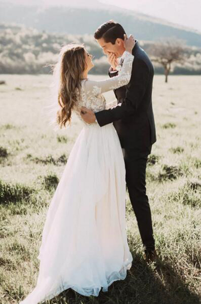 Bohemian Country Wedding Dresses With Sheer Long Sleeves 2017 Bateau Neck A Line Lace Applique Chiffon Boho Bridal Gowns Cheap EN9161