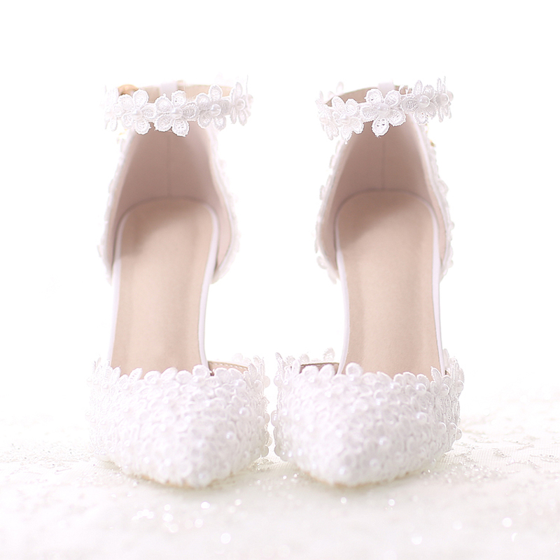 White Lace Flower Bride Dress Shoes Pointed Toe Stiletto Middle Heel Wedding Party Shoes with Ankle Strap Bridesmaid Pumps
White Lace Flower Bride Dress Shoes Pointed Toe Stiletto Middle Heel Wedding Party Shoes with Ankle Strap Bridesmaid Pumps