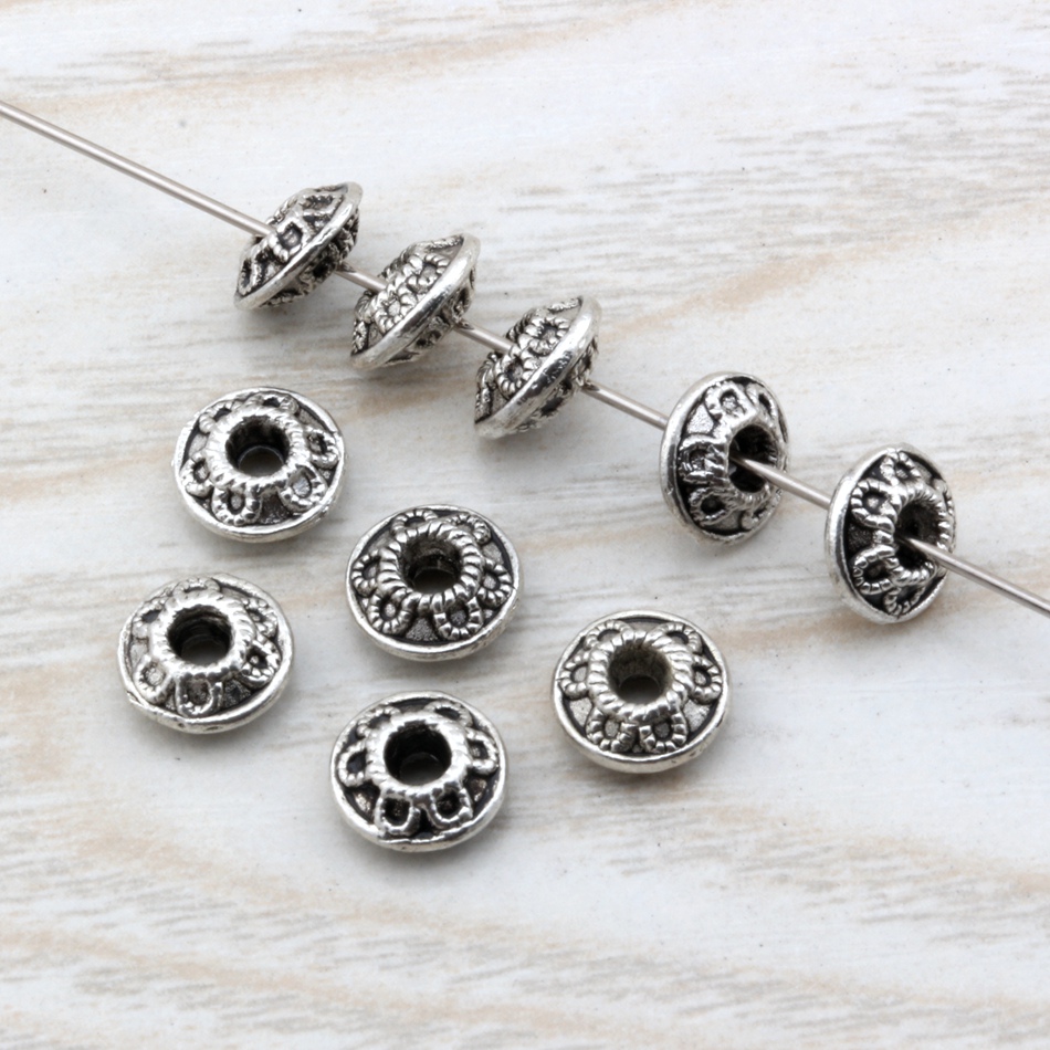 200Pcs Antique Silver Alloy Round Disk Spacers Beads For Jewelry Making Bracelet Necklace DIY Accessories D5
200Pcs Antique Silver Alloy Round Disk Spacers Beads For Jewelry Making Bracelet Necklace DIY Accessories D5