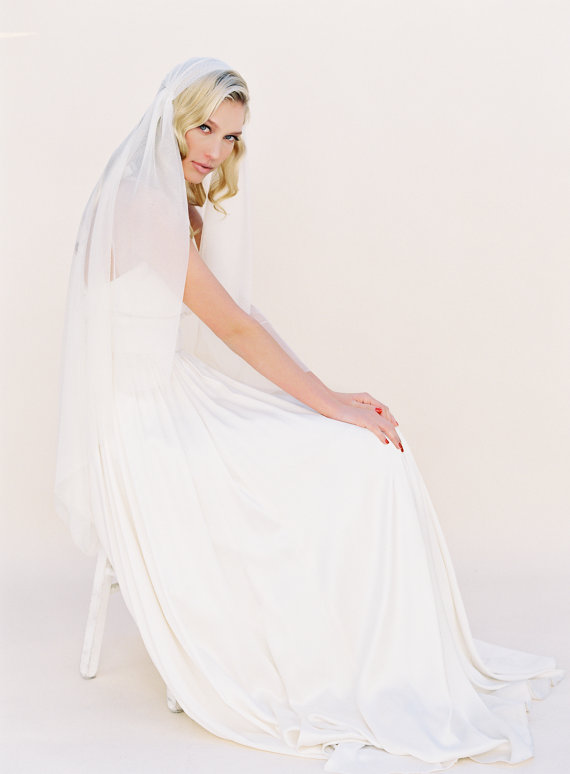 New high Quality Best Sale Fingertip Length White Ivory Cut Edge Veil Bridal Head Pieces For Wedding veil Juliet Cap