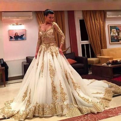 Ivory Tulle Gold Lace Appliques Arabic Wedding Dresses With 3/4 Long Sleeves 2017 V Neck Beaded Sequins Bridal Gowns Plus Size EN9273