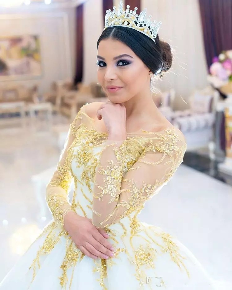 Ball Gown Gorgeous Off Shoulder Gold Appliques Beaded Tulle Saudi Arabic Wedding Dresses Plus Size Bridal Gowns s