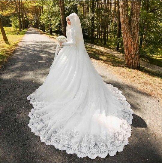 Muslim Wedding Dresses 2016 Latest Full Lace High Neck Long Sleeves Buttons Applique Chapel Bridal Gowns Arabic Islamic Custom Made EN6026