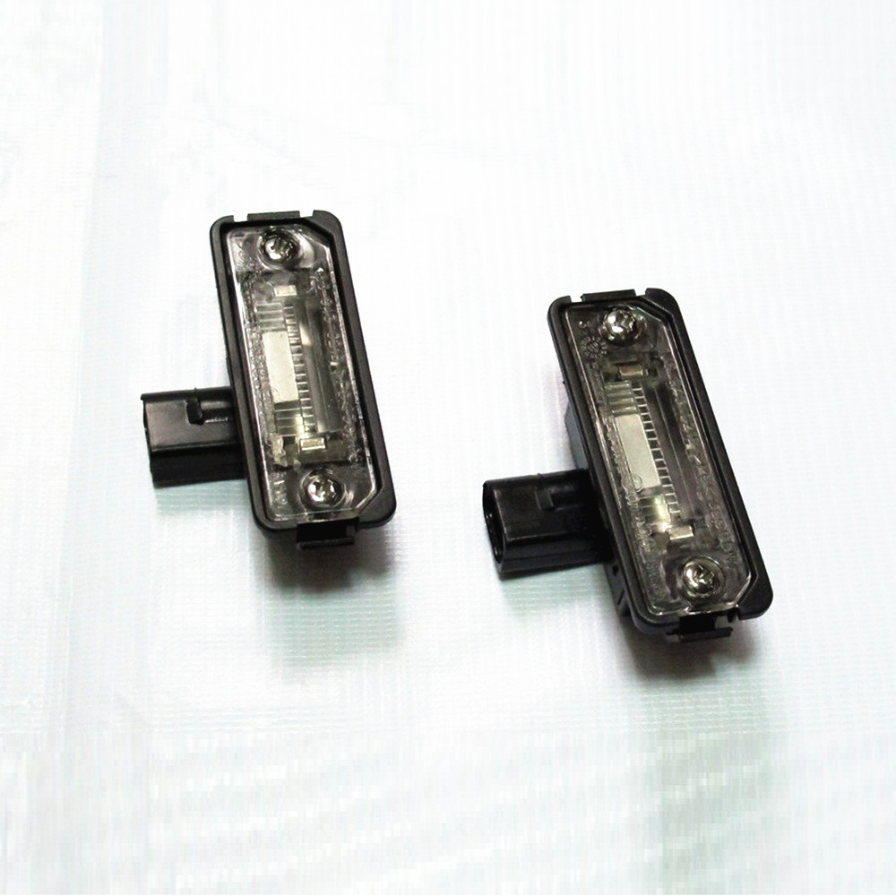 Two rear registration plate lamp assembly Volkswagen Bora Magotan B6 Jetta Volkswagen POLO Polo Golf MK4 Phaeton Beetle polo 1J6943021B
Two rear registration plate lamp assembly Volkswagen Bora Magotan B6 Jetta Volkswagen POLO Polo Golf MK4 Phaeton Beetle polo 1J6943021B