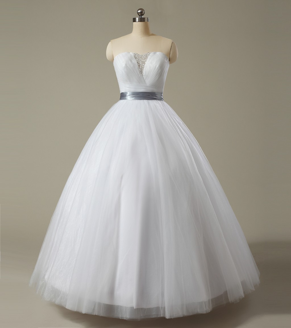 2018 Best Selling Cheap Stock Gorgeous Ball Gown Quinceanera Dresses Beaded Sweet 16 Dress Floor Length Pageant Formal Prom Gown Q13, White
2018 Best Selling Cheap Stock Gorgeous Ball Gown Quinceanera Dresses Beaded Sweet 16 Dress Floor Length Pageant Formal Prom Gown Q13, White