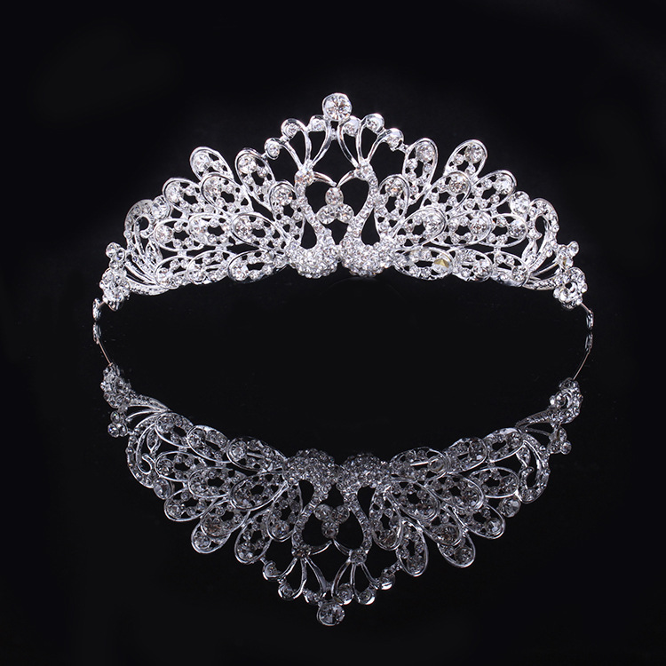 2016 Fashion Women Crowns Top Quality White Crystal Bridal Tiara Hair Jewelry Clearance New Wedding Accessories