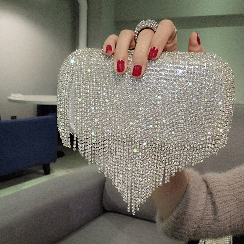 New Rhinestones Heart Tassel Women Clutch Bags Diamonds Finger Ring Evening Bags Crystal Wedding Bridal Handbags Sliver
New Rhinestones Heart Tassel Women Clutch Bags Diamonds Finger Ring Evening Bags Crystal Wedding Bridal Handbags Sliver