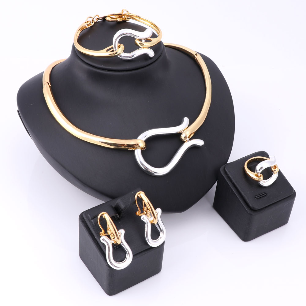 Vintage Retro Nigerian Elegant Gold Silver Plated Necklace Earrings Ring Bracelet Bridal Jewelry Sets For Women Wedding Party, Slivery;golden
Vintage Retro Nigerian Elegant Gold Silver Plated Necklace Earrings Ring Bracelet Bridal Jewelry Sets For Women Wedding Party, Slivery;golden