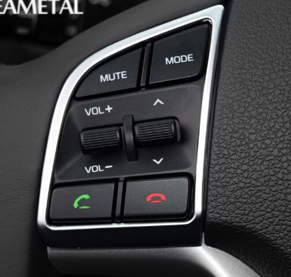 2Pcs/Set For Hyundai Tucson 2015 2016 2017 Car Steering Wheel Sequins Covers Chrome Trim Chromium Styling Decoration Accessories