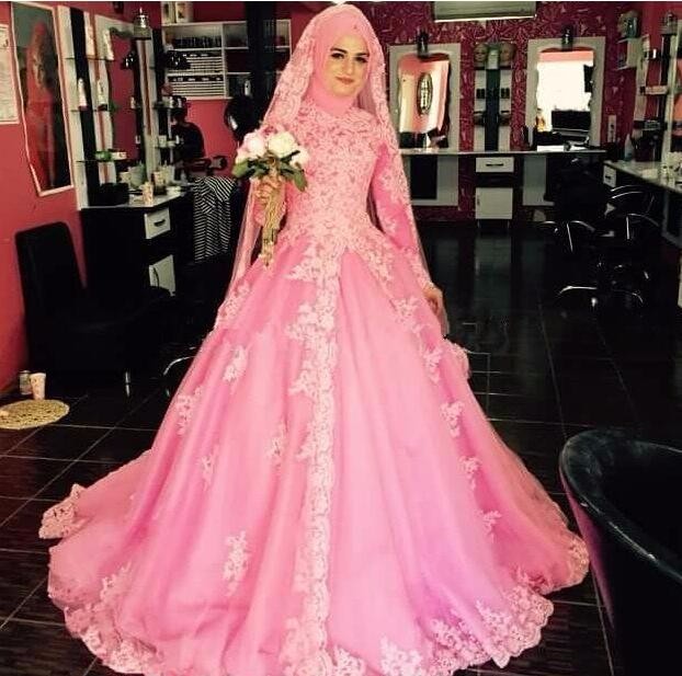 Elegant Sweep Train Tulle Appliques 2018 Designer Ball Gown High neck Wedding Dresses Long Sleeves Muslim bridal gowns, White
Elegant Sweep Train Tulle Appliques 2018 Designer Ball Gown High neck Wedding Dresses Long Sleeves Muslim bridal gowns, White