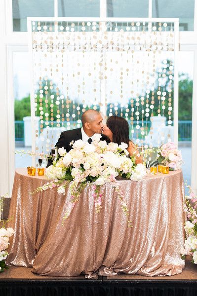 Great Gatsby wedding table cloth Gold Decorations round and rectangle Add Sparkle with Sequins cake table idea Masquerade Birthday Party