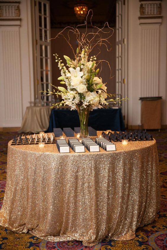 Great Gatsby wedding table cloth Gold Decorations round and rectangle Add Sparkle with Sequins cake table idea Masquerade Birthday Party
