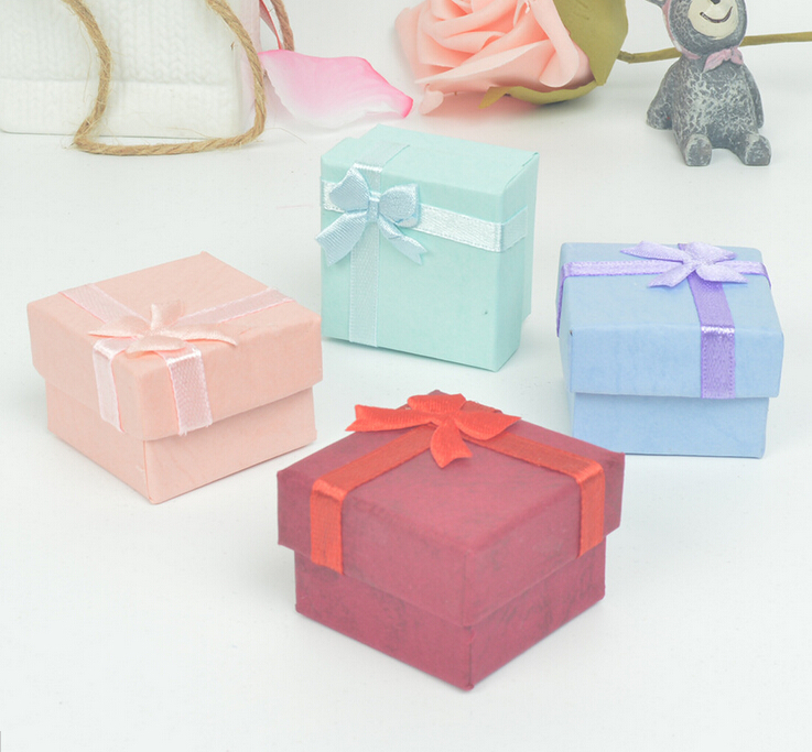 10K White Gold Bridal Ring Set: Round Cut Sapphire CZ & Dia Simulants