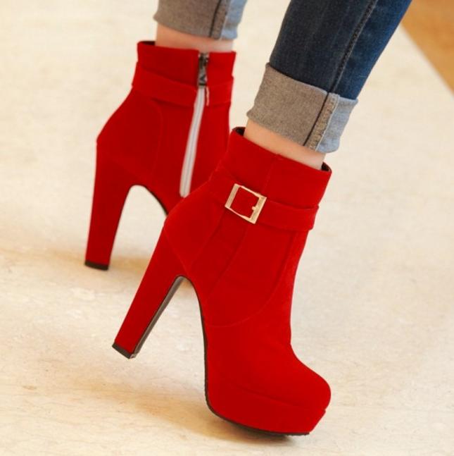 Small Big Size 33 34 To 40 41 42 43 Womens Sexy High Heel Platform Ankle Boots With Buckle Blue Red Wedding Shoes 12cm
Small Big Size 33 34 To 40 41 42 43 Womens Sexy High Heel Platform Ankle Boots With Buckle Blue Red Wedding Shoes 12cm