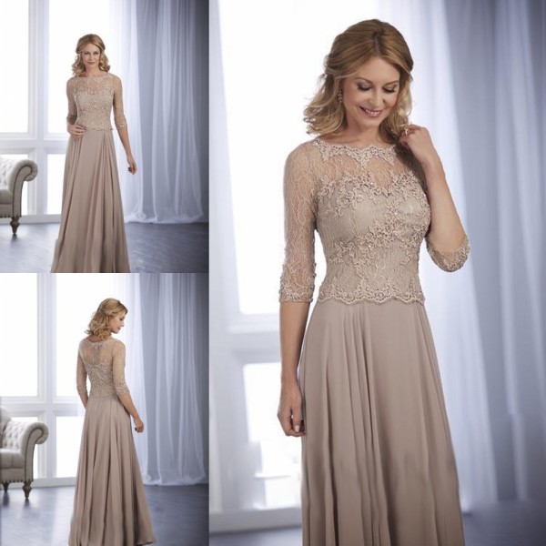 Long Sleeve Elegant Mother Of The Bride Dresses Lace Applique Formal Dress For Mothers Plus Size Evening Gown Wedding Guest Gown