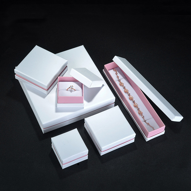 Top Bottom Paper Jewelry Gift Box White Pink Jewellery Packaging Cases Ring Earring Bracelet Necklace Present Give Away Boxes Good Quality
Top Bottom Paper Jewelry Gift Box White Pink Jewellery Packaging Cases Ring Earring Bracelet Necklace Present Give Away Boxes Good Quality
