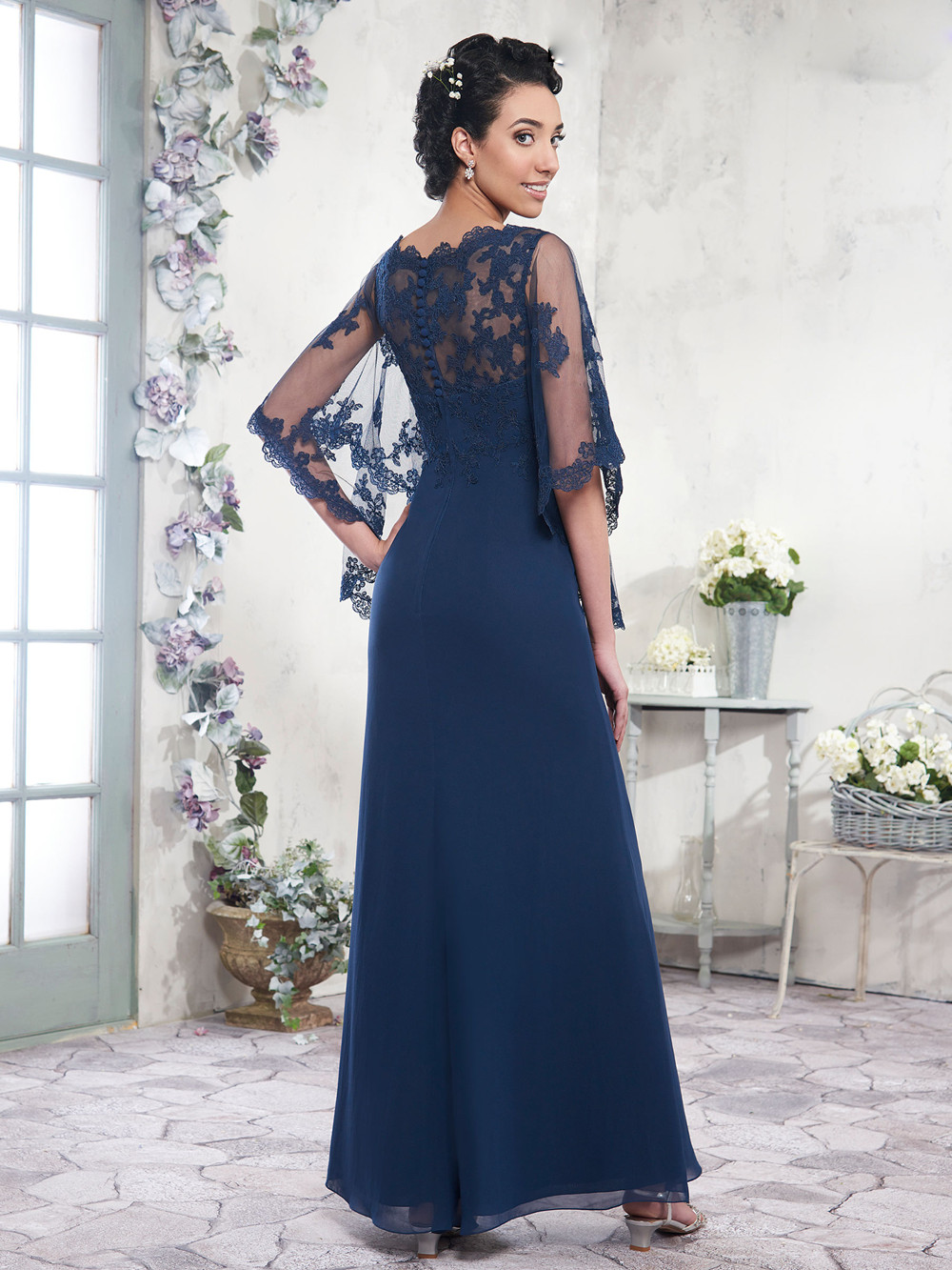 Navy Blue Mother of the Bride Dresses Chiffon A Line Floor Length Long Evening Dress Prom Gowns Elegant Style Tulle with Applique Cape