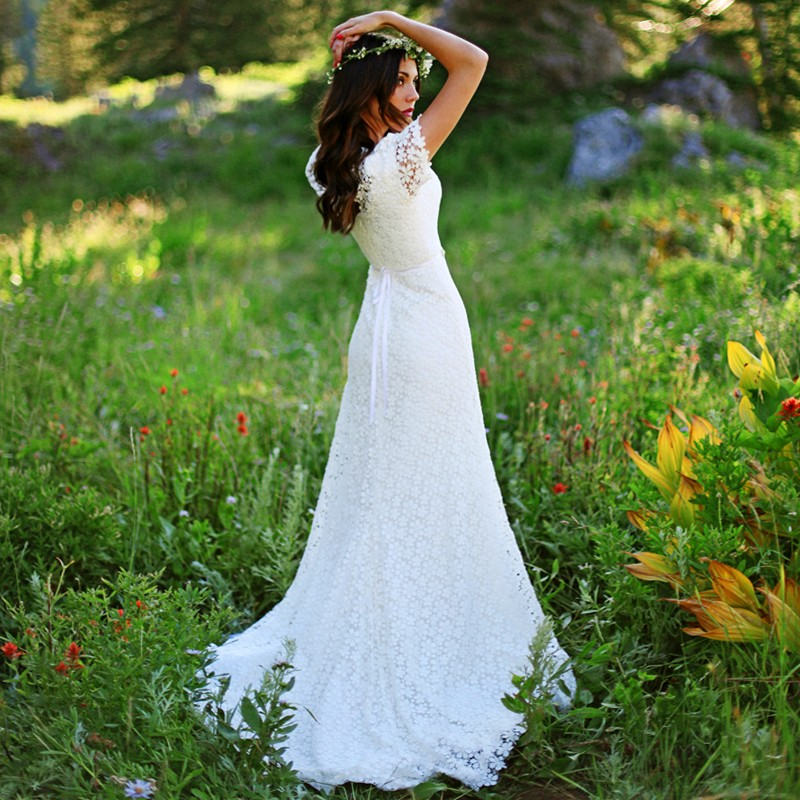 Designer Modest Country Western Dresses Short Sleeve Lace Bridal Dress V-Neck A Line Wedding Gowns Custom Made Robe De Mariage 0510