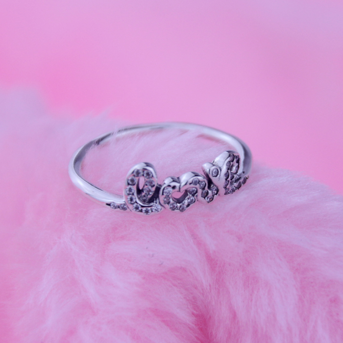 Authentic 925 sterling silver rings with clear CZ Signature of love Fit for pandora charms jewelry women DIY fashion Heart Fingers Ring
Authentic 925 sterling silver rings with clear CZ Signature of love Fit for pandora charms jewelry women DIY fashion Heart Fingers Ring