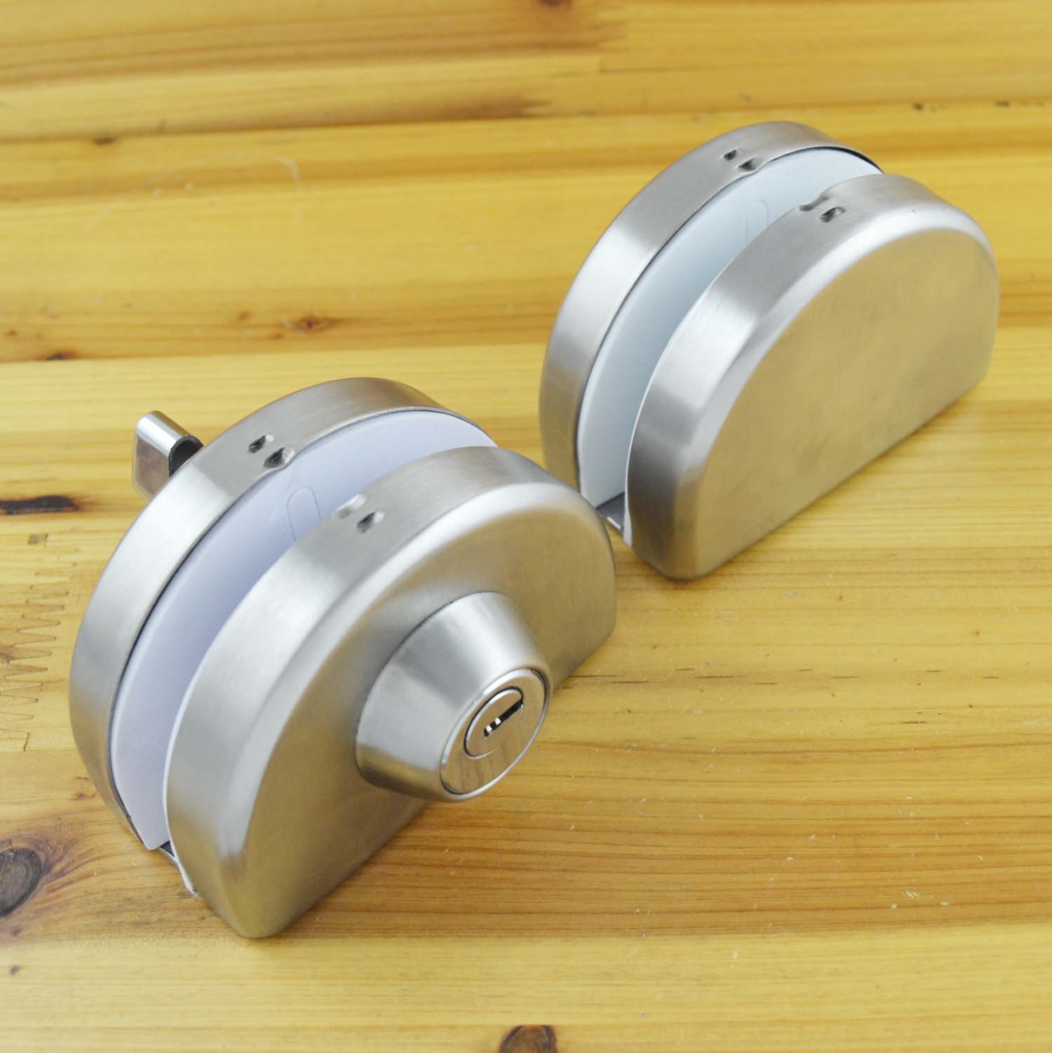 GD03SS Glass Door Lock Stainless Steel without Hole Bidirectional Unlock Key - Knob Frameless Glass Door