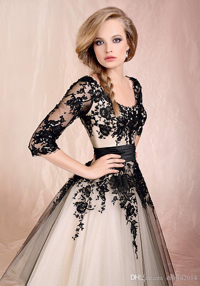 Vintage Tea Length Beach Wedding Dresses with Half Sleeves Scoop Neck Black Lace Appliques Ruched Tulle A-Line Bridal Wedding Gowns