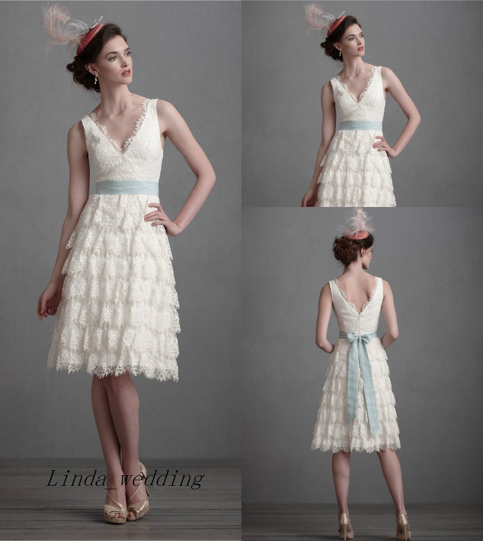 Retro Vintage Lace Short White Wedding Dresses Graceful A Line V Neck Knee Length Reception Bridal Party Gowns, Custom made from color chart
Retro Vintage Lace Short White Wedding Dresses Graceful A Line V Neck Knee Length Reception Bridal Party Gowns, Custom made from color chart