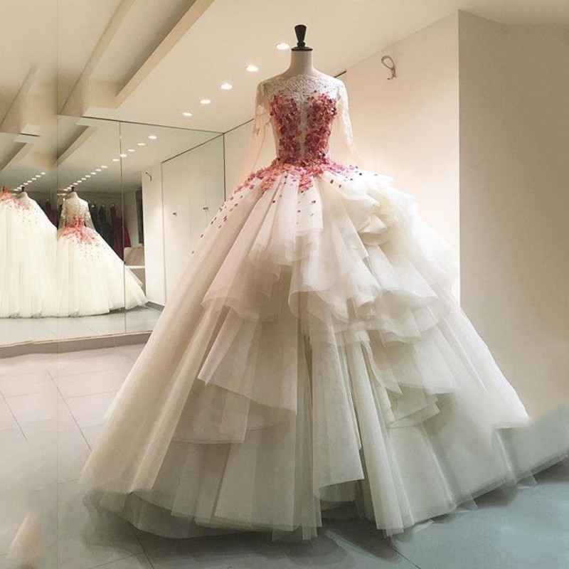 Real Image Ball Gown Wedding Dress Jewel Neck 3D Floral Appliques Long Sleeves Floor Length Dubai Said Bridal Gowns Vestidos De Novia, Black
Real Image Ball Gown Wedding Dress Jewel Neck 3D Floral Appliques Long Sleeves Floor Length Dubai Said Bridal Gowns Vestidos De Novia, Black