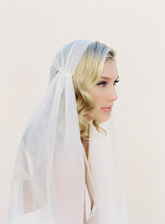 New high Quality Best Sale Fingertip Length White Ivory Cut Edge Veil Bridal Head Pieces For Wedding veil Juliet Cap
New high Quality Best Sale Fingertip Length White Ivory Cut Edge Veil Bridal Head Pieces For Wedding veil Juliet Cap