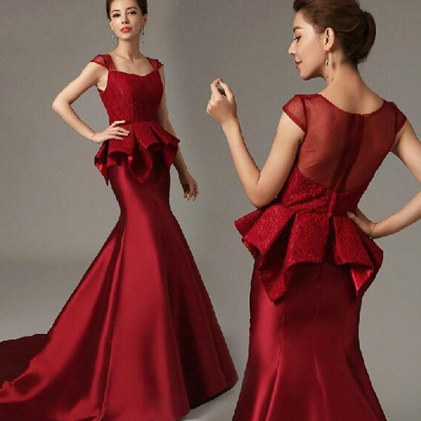 Elegant Long Formal Mother of the Bride Dresses Scoop Neck Sheer Capped Sleeves Mother Groom Gowns with Ruffled Peplum Sweep Train
Elegant Long Formal Mother of the Bride Dresses Scoop Neck Sheer Capped Sleeves Mother Groom Gowns with Ruffled Peplum Sweep Train