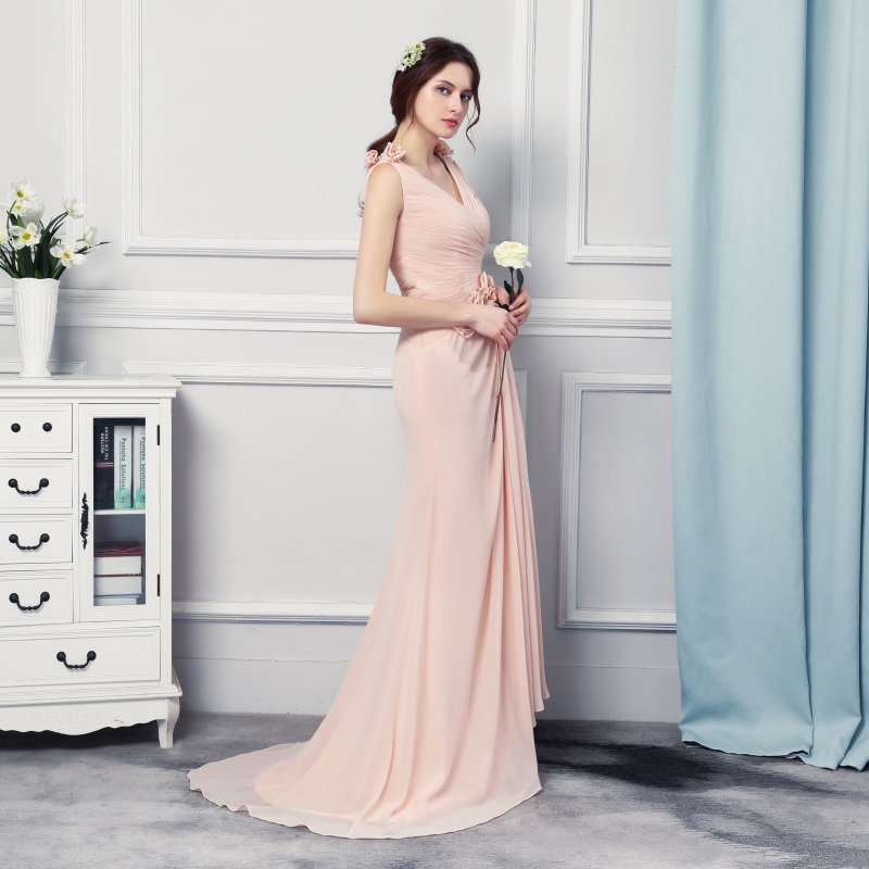 Evening Dresses On … - image