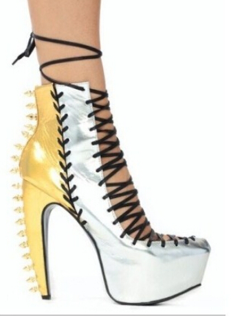 2018 new fashion boots pointed toe lace-up rivets platform chunky heel martin Ankle Boots women shoes high heels big size, Silver
2018 new fashion boots pointed toe lace-up rivets platform chunky heel martin Ankle Boots women shoes high heels big size, Silver