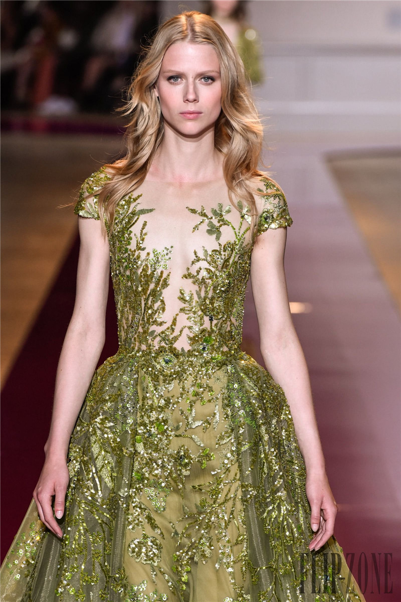 Zuhair Murad Overskirt Evening Dresses With Short Sleeves Sheer Plunging Neck Sequined Prom Gowns Floor Length Formal Dress