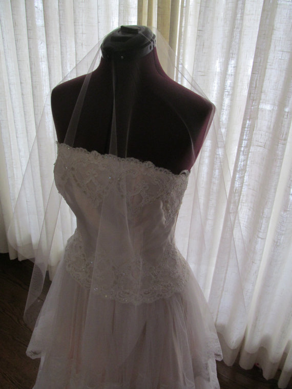 New Quality Best Sale Elbow Length White Ivory Cut Edge Veil Without Com Without Comb Bridal Head Pieces For Wedding Dresses
New Quality Best Sale Elbow Length White Ivory Cut Edge Veil Without Com Without Comb Bridal Head Pieces For Wedding Dresses