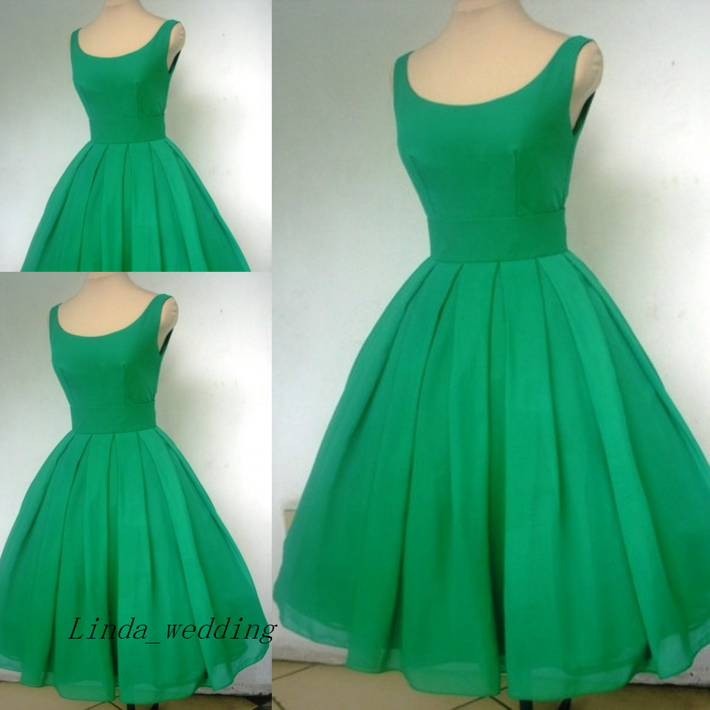 Vintage 1950's Short Emerald Green Cocktail Dress Sexy Scoop Neck Chiffon Cute Party Prom and Homecoming Dress, Hunter
Vintage 1950's Short Emerald Green Cocktail Dress Sexy Scoop Neck Chiffon Cute Party Prom and Homecoming Dress, Hunter