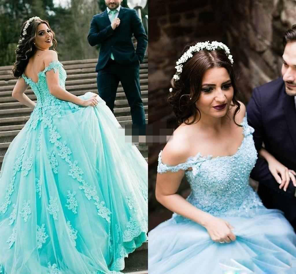 Mint Ball Gown Quinceanera Dresses with Pearls Lace Appliques Ball Gown Prom Dresses For Girls Online Sale Lace Up Prom Gowns