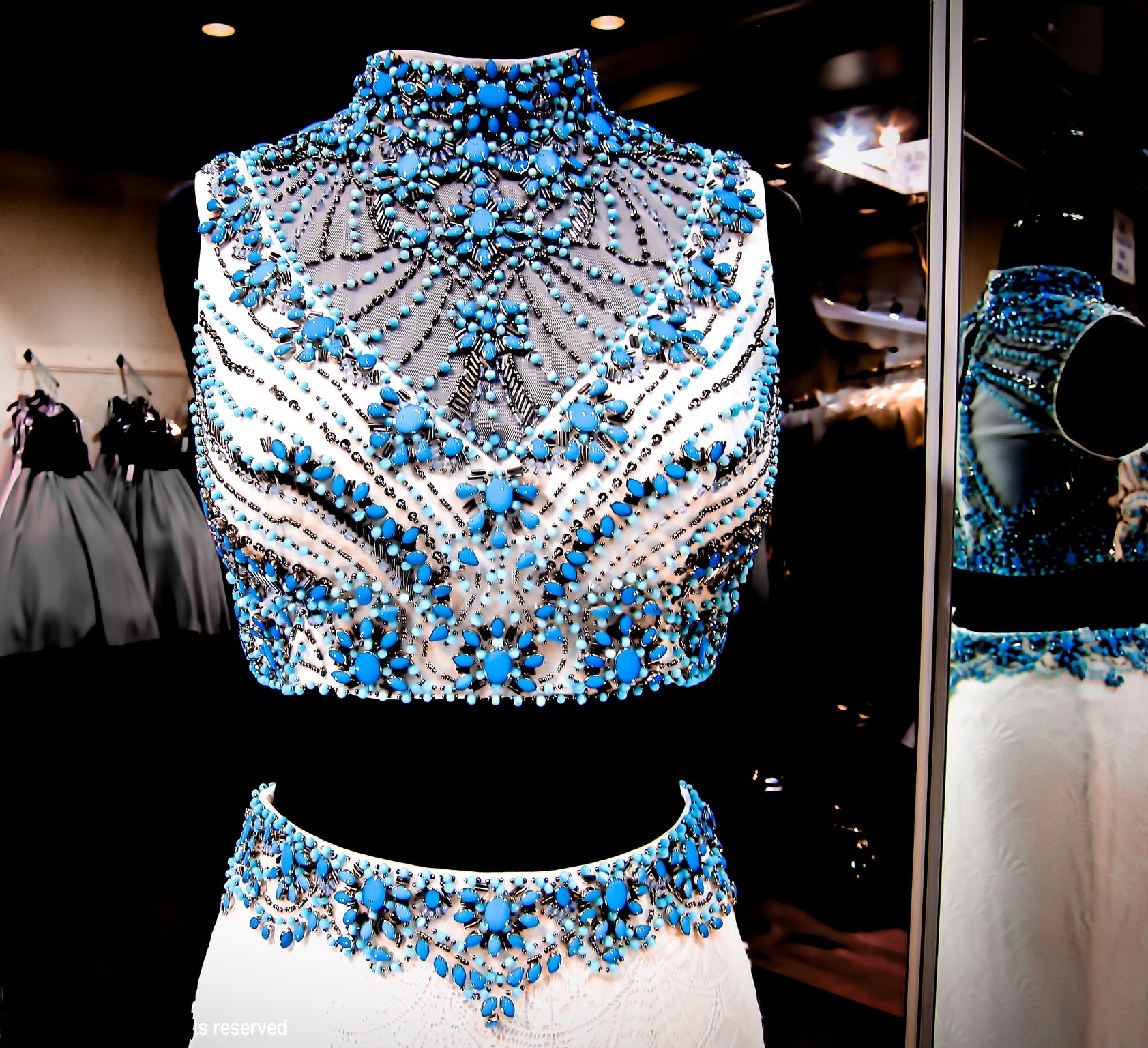 Ivory Two Piece Lace Prom Dresses High Neck Bling Turquoise Crystal Beaded Sweep Train Formal Evening Gowns New Arrival Fashion