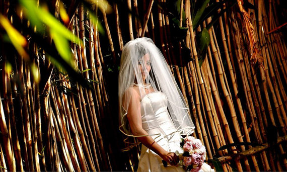 Best Selling Amazing For Wedding Dresses Fashion Designer Blings Sparklings Elbow White Ivory Bridal Head Pieces Ribbon Wedding veil
Best Selling Amazing For Wedding Dresses Fashion Designer Blings Sparklings Elbow White Ivory Bridal Head Pieces Ribbon Wedding veil