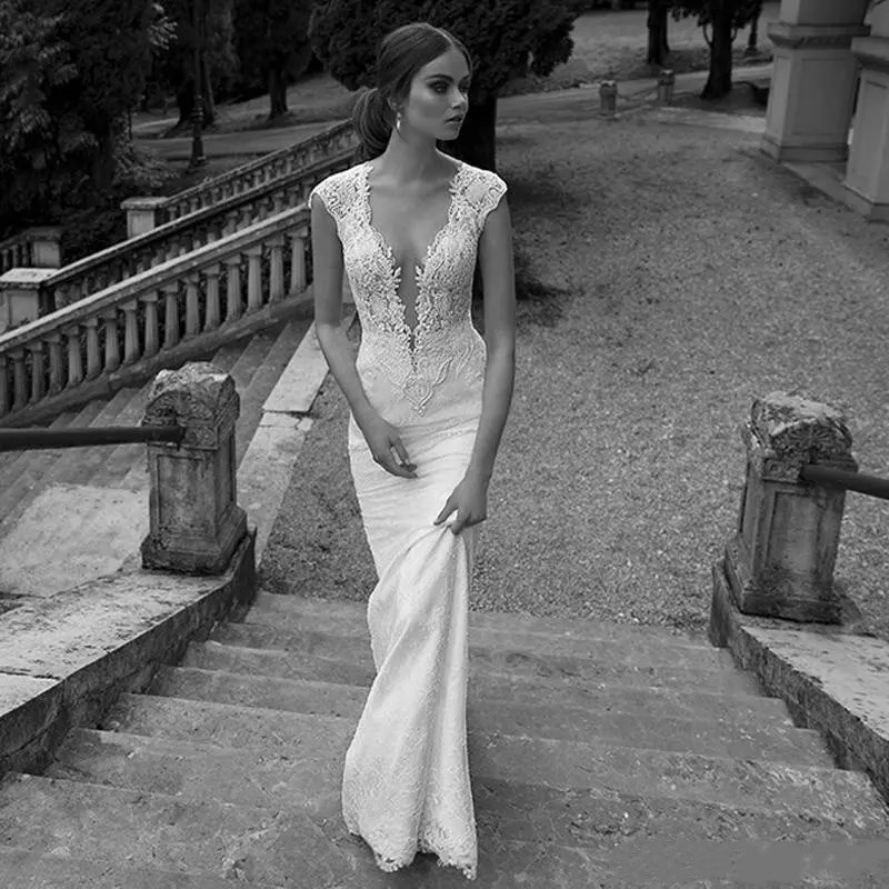 Elegant Mermaid Wedding Dresses Berta Lace Appliques V Neckline Cap Sleeveless Bridal Gowns Custom Made Sexy Back Wedding Dresses