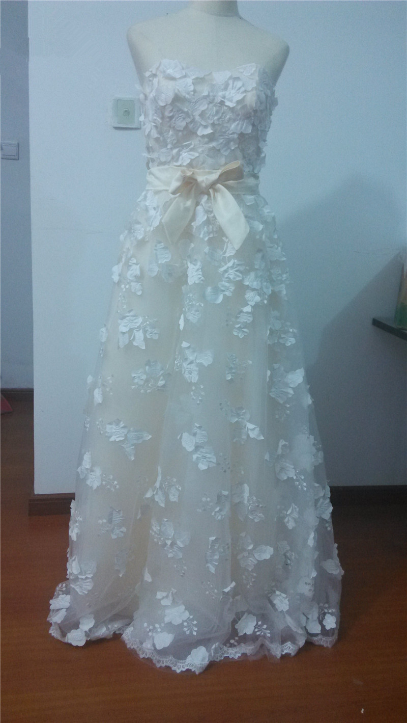 2017 Sexy Princess Appliques Lace A-Line Wedding Dresses With Bow Tulle Plus Size Wedding Party Bridal Gowns Vestido De Novia BW17