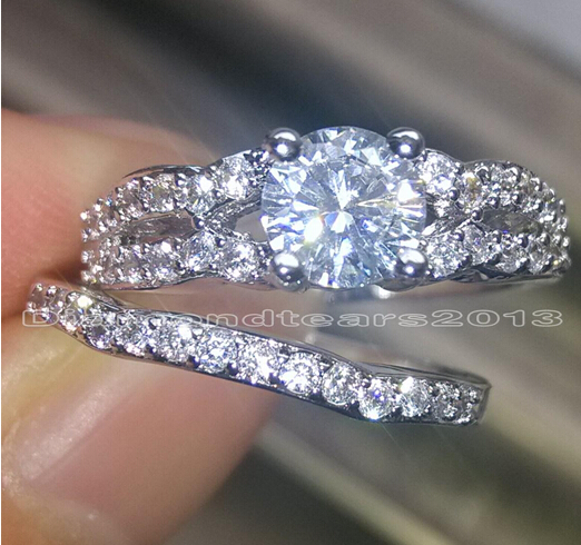 Size 6/7/8/9/10 Fashion jewelry Wedding Rings 10kt white gold Filled white Topaz Gem women Wedding Ring set for love gift
Size 6/7/8/9/10 Fashion jewelry Wedding Rings 10kt white gold Filled white Topaz Gem women Wedding Ring set for love gift