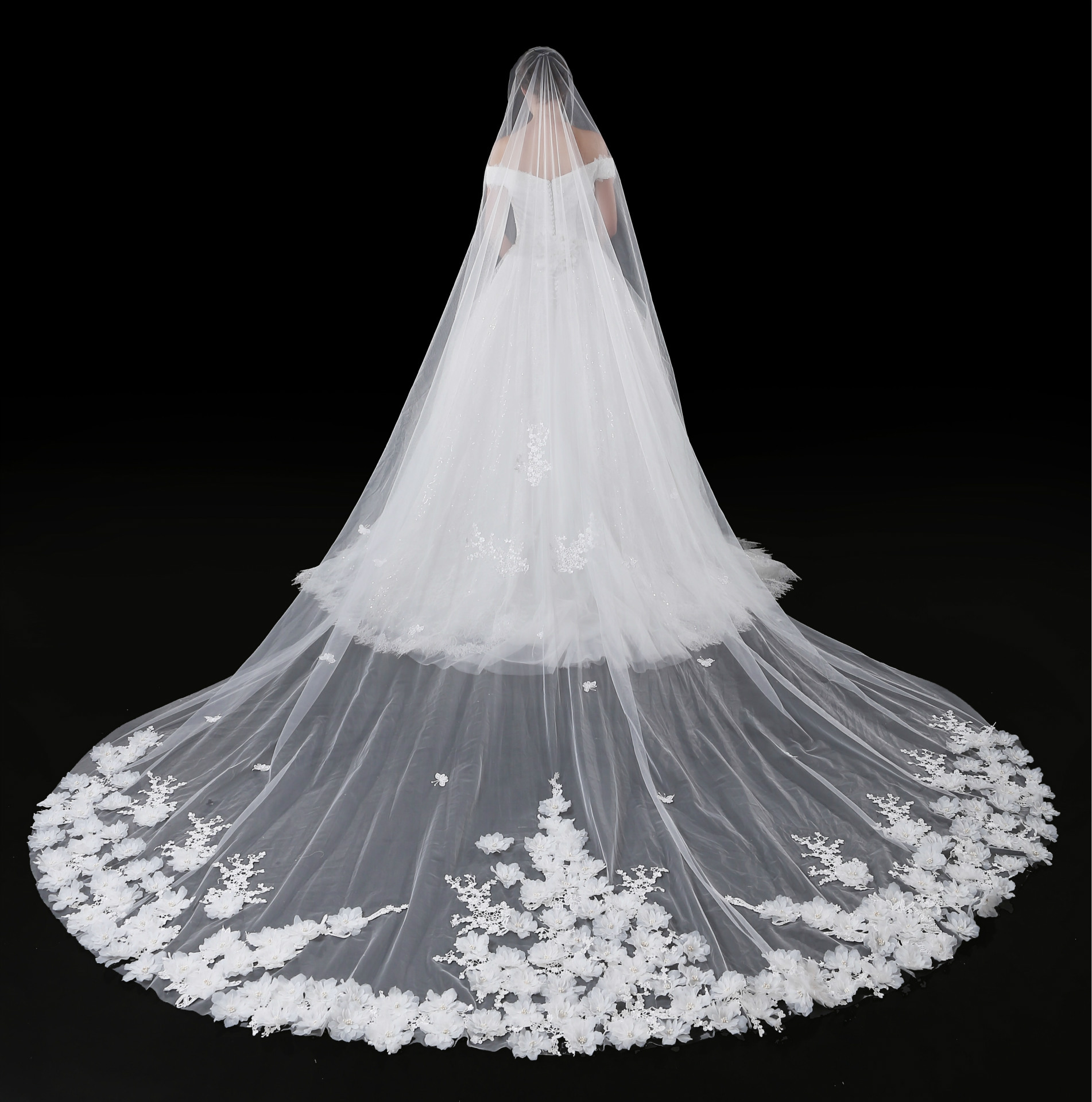 Cathedral Bridal Veils For Wedding Dress Bridal Gown 3D Flowers Soft Tulle White Ivory Tulle One Layer With Comb 5 Meters In Stock
