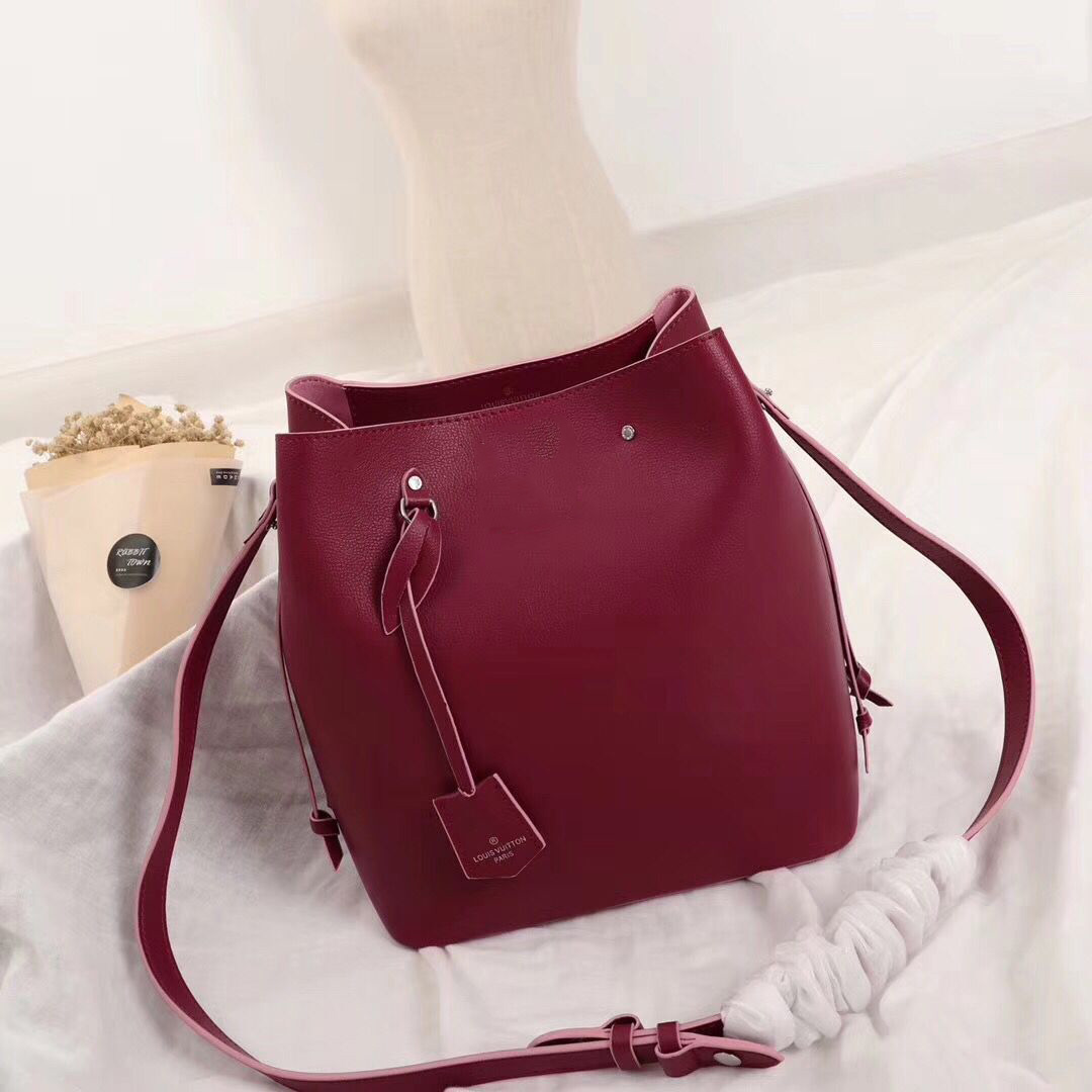 strawstring Bags Brands bag women bag fashion gift lovely bags christmas gift bag cosmetic travel bags free ship, Red
strawstring Bags Brands bag women bag fashion gift lovely bags christmas gift bag cosmetic travel bags free ship, Red