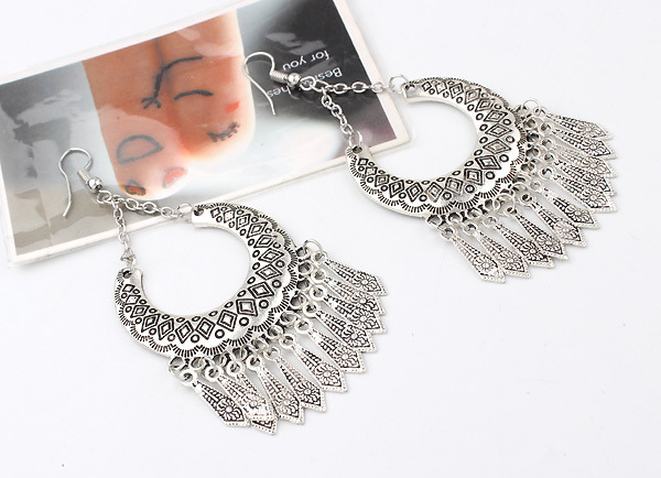European Vintage Ethnic Wind Antique Silver Tassel Earrings Bohemia Moon Drop Tibetan Silver Earring Jewelry For Women