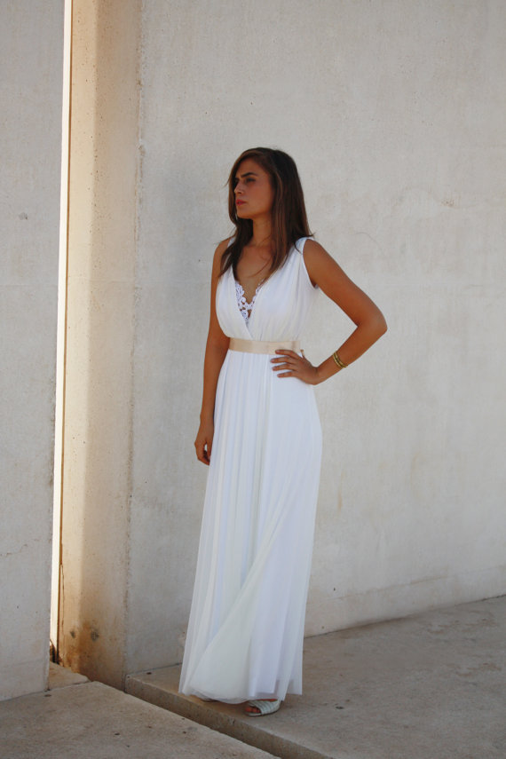Simple Cheap Greek Style Wedding Dresses with V Neck A Line Chamapange Ribbon Floor Length Sexy Back Fantasy Chiffon Bridal Gowns 2016, White
Simple Cheap Greek Style Wedding Dresses with V Neck A Line Chamapange Ribbon Floor Length Sexy Back Fantasy Chiffon Bridal Gowns 2016, White