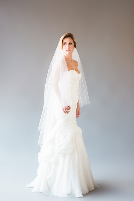 New Free Shipping Simple Wedding Veils Best Seling High Quality Elegant White/Ivory Cut Edge Wedding Bridal Veils Two Layers 3 Meters