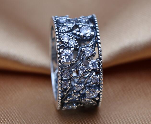 NEW Rings 100% 925 Sterling Silver ring with clear cubic zirconia Shimmering Leaves European style fits for Pandora Style Jewelry Fashion
NEW Rings 100% 925 Sterling Silver ring with clear cubic zirconia Shimmering Leaves European style fits for Pandora Style Jewelry Fashion