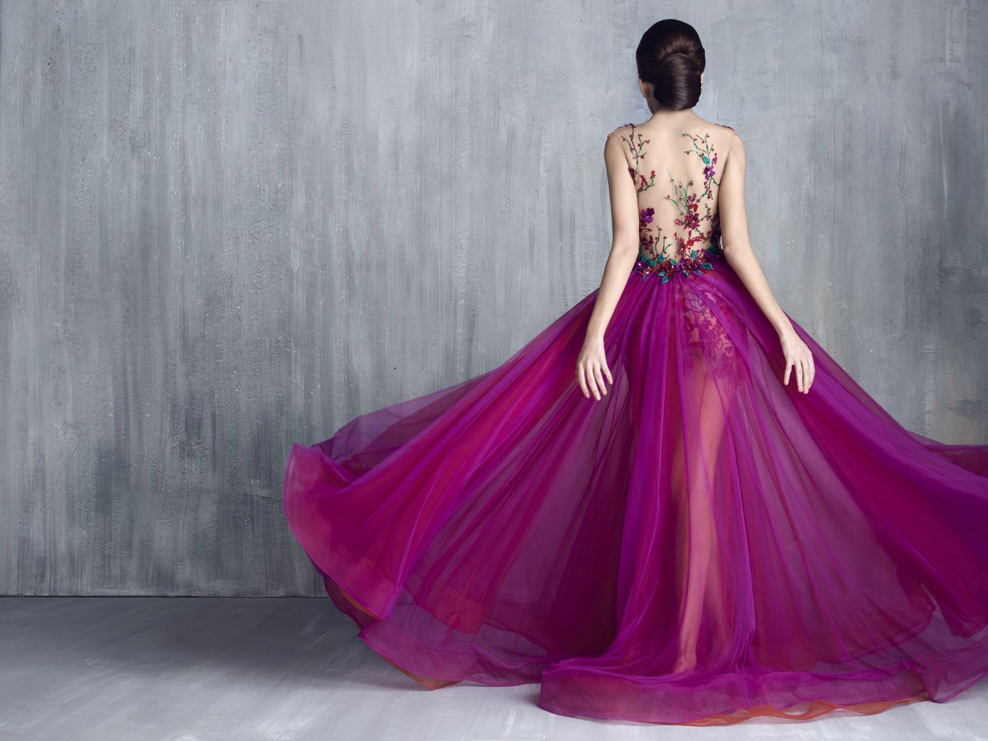 Tony Chaaya Dresses Evening Wear Sheer Jewel Neckline Beaded Evening Gonws A-Line Sweep Train Appliqued Tulle Formal Dress