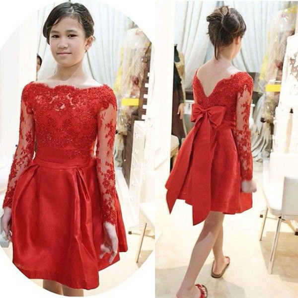 Stunning Short Junior Bridesmaid Dresses Red A Line Sheer Bateau Neckline Illusion Long Sleeves Lace Appliqued Top Prom Party Gowns Bow Sash, Champagne
Stunning Short Junior Bridesmaid Dresses Red A Line Sheer Bateau Neckline Illusion Long Sleeves Lace Appliqued Top Prom Party Gowns Bow Sash, Champagne